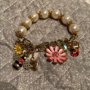 Betsey Johnson bracelet 🌸 🐝 🐞 ❤️